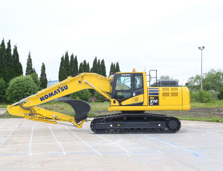 Excavadora Komatsu PC210LC-11