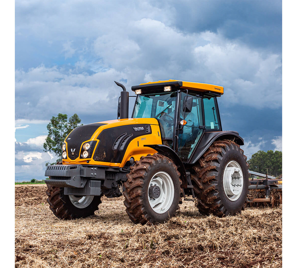 Tractor Valtra de la línea BM